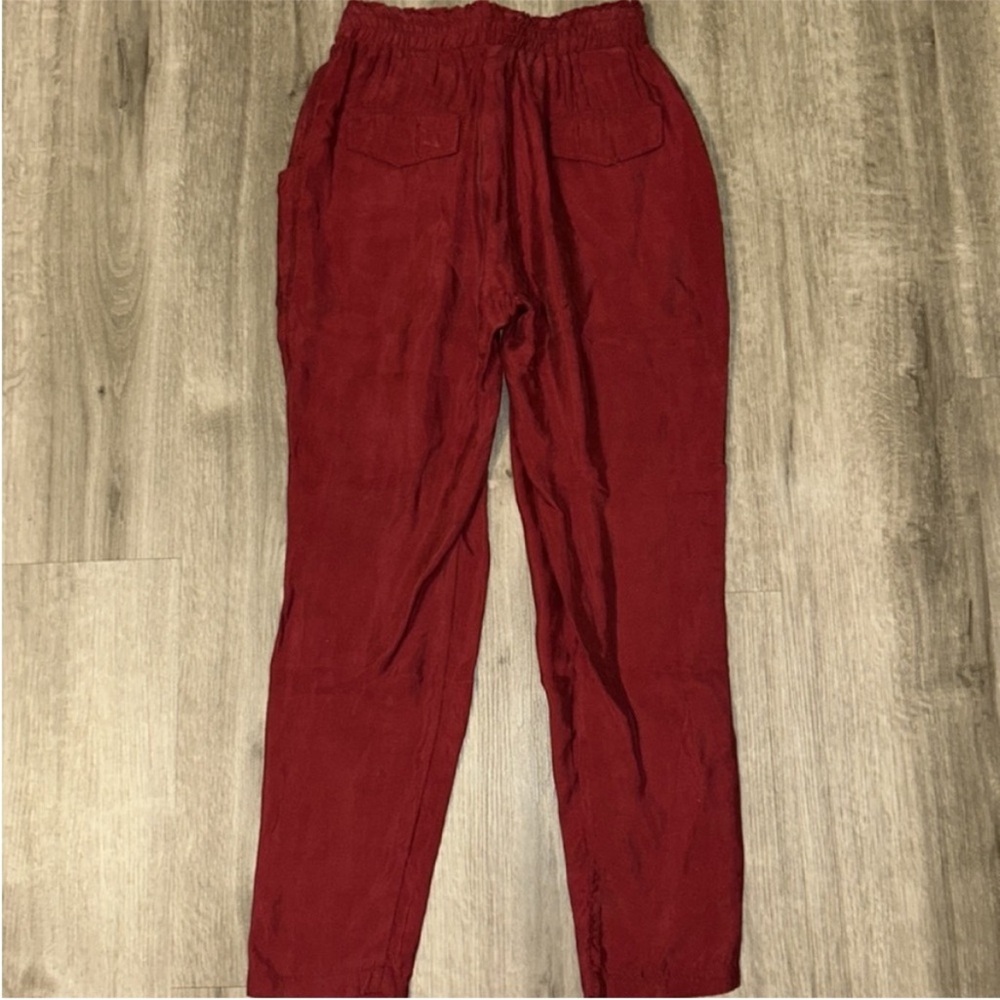 Red pants - Picture 5 of 6